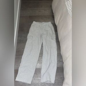 Aritzia Light Gray Cargo Joggers